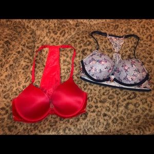 Victoria’s Secret bras 32C